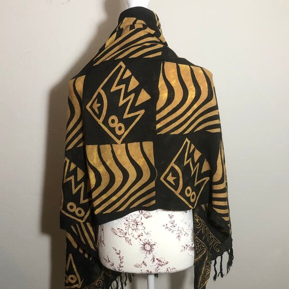 ✨ Statement Black & Gold Tribal Print Shawl Wrap – Boho Luxe & Versatile - Picture 6 of 11